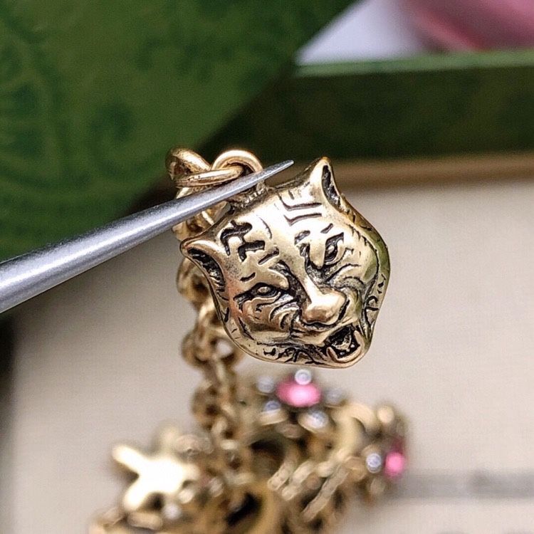 It is very suitable for daily wear.