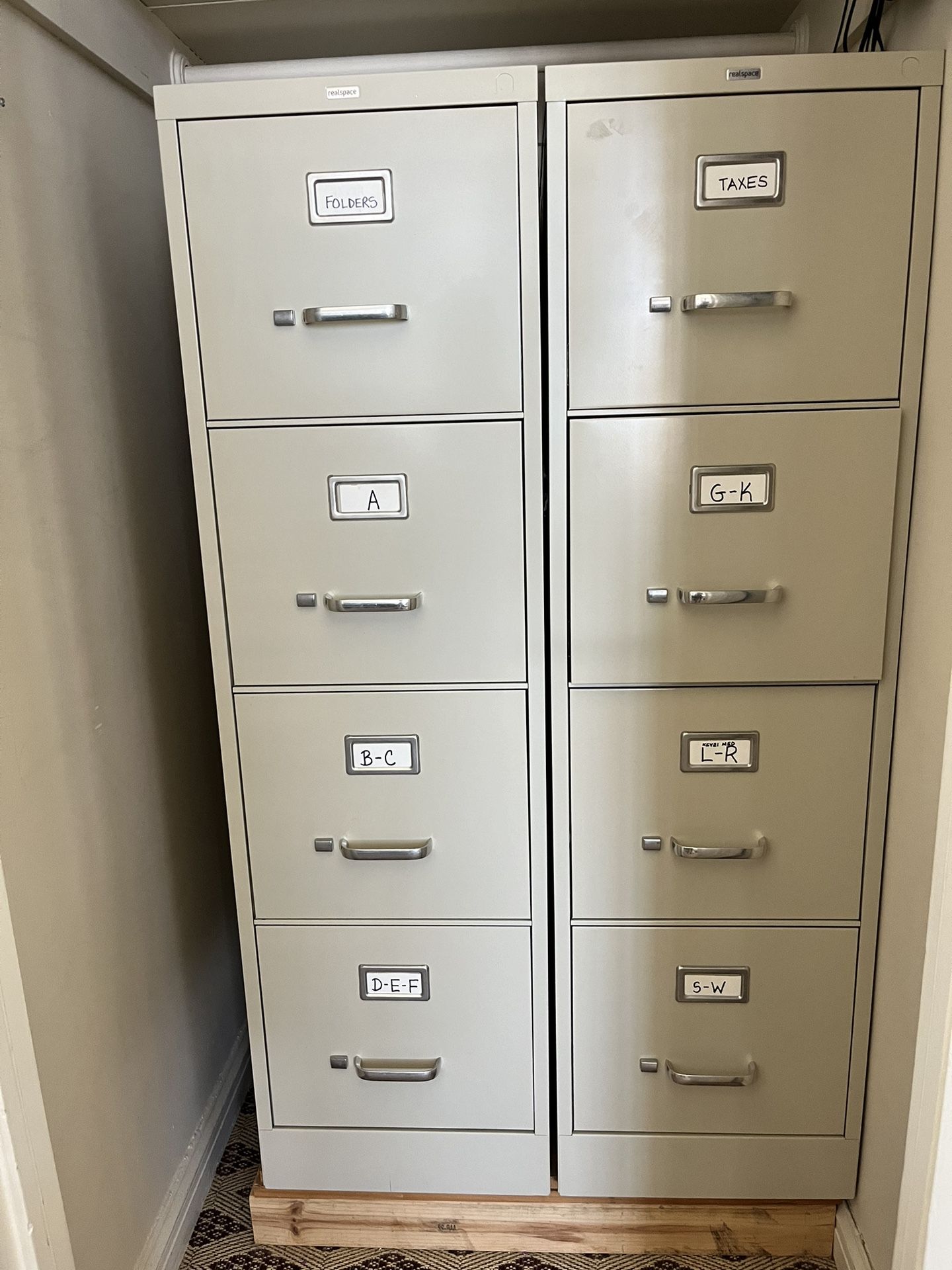 Metal Filing Cabinets