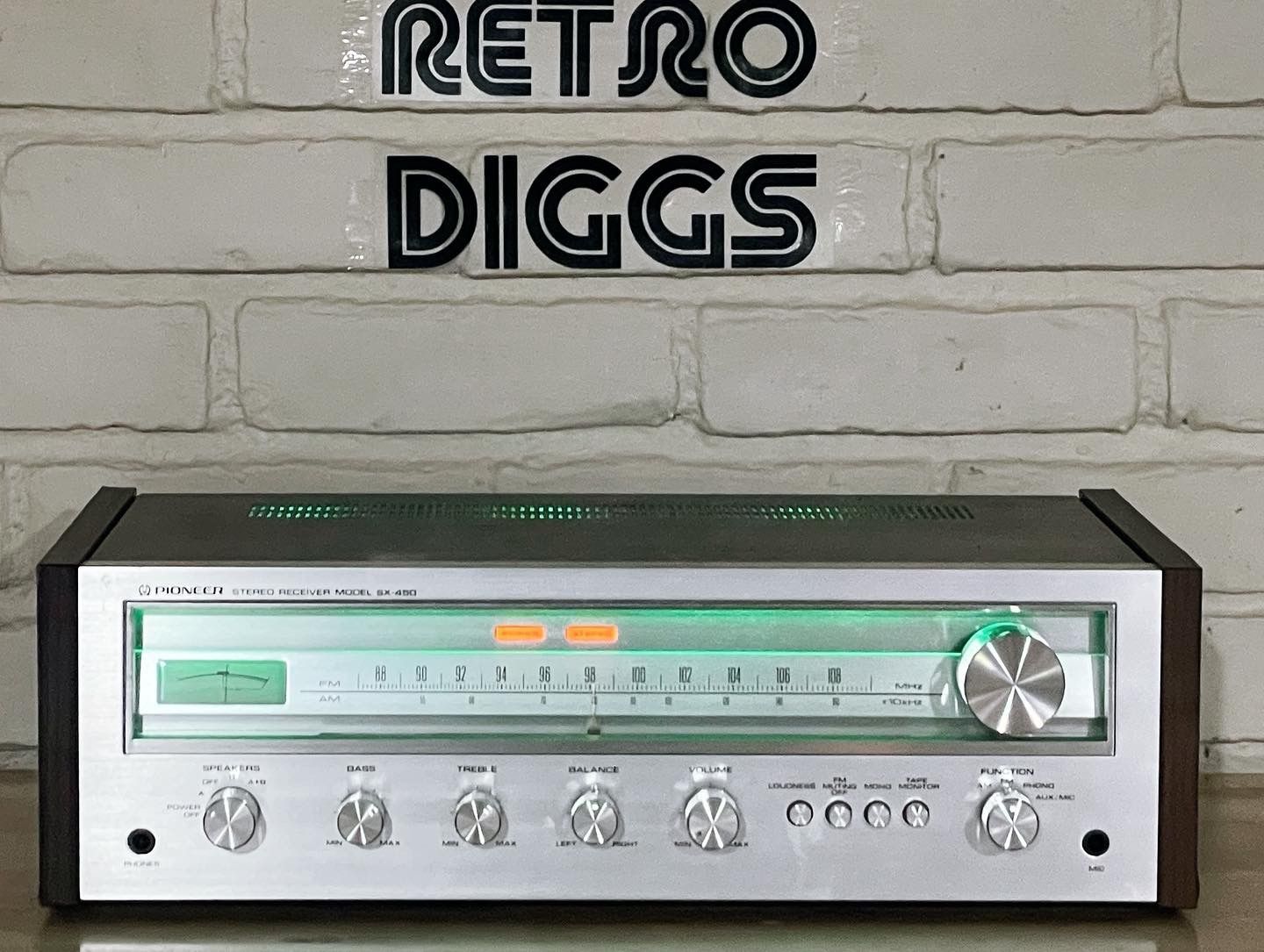 Vintage Pioneer SX-450 Stereo Receiver (serviced)