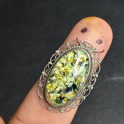 Sterling Silver Oval Filigree Ring Mottled Green/Yellow/Blue Cabochon Size 8 Vintage