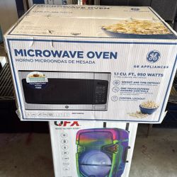 Microwave Oven 