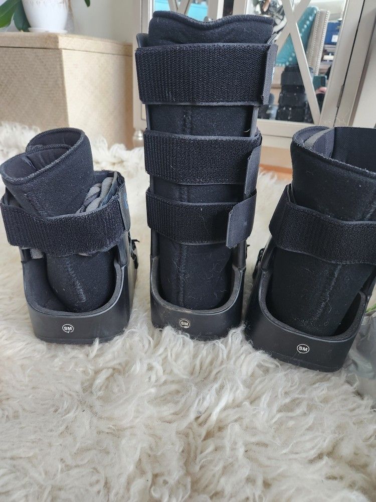 Walking Boots 