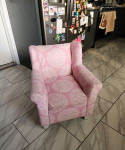 Kids Pink Couch Indoors and Outdoors