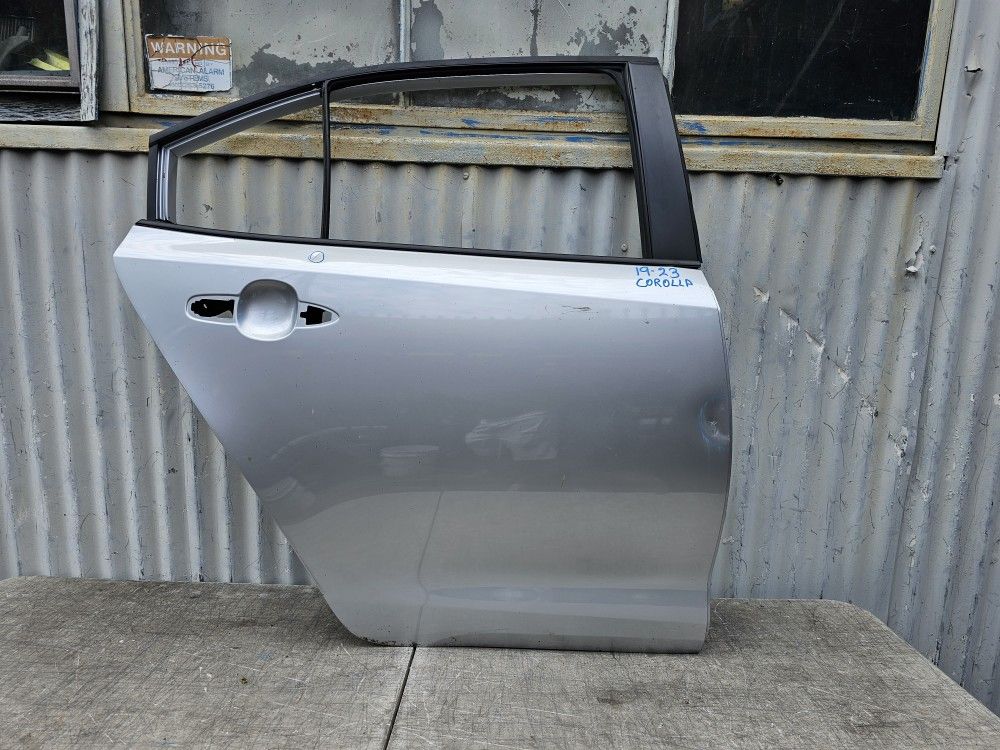 Toyota Corolla 2019 2020 2021 2022 2023 Right Rear Door