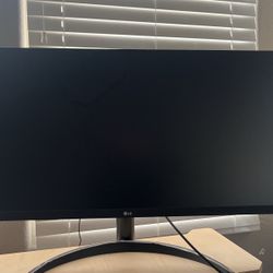 Ultra Wide LG Monitor
