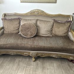 Antique Designed Sofa 
