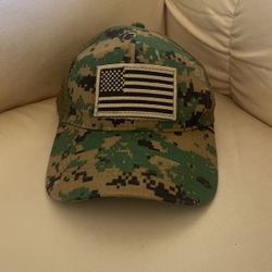 Camouflage US Flag Cap