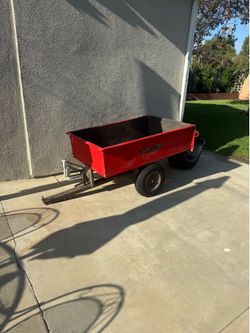 Small dump trailer