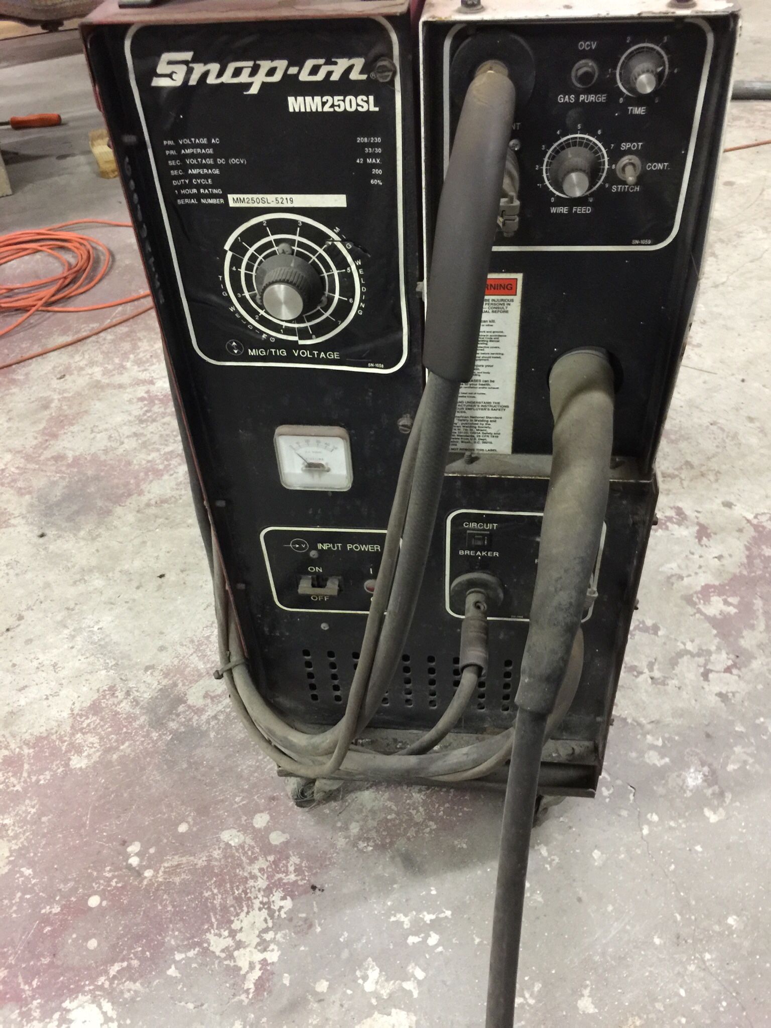 Snap-on . Muscle mig welder Price Drop!! 1,000