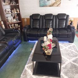 Leather Black Recliners Lovesick And Sofa And Black Coffee And End Tables 