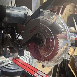 Bosch 12 In Compound Dual Bevel SAW