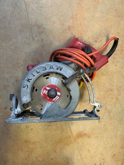 SKIL 15 amps 7-1/4 in. Corded Worm Drive Circular Saw