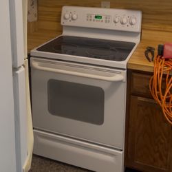 Oven Kitchen Stove Good Condition