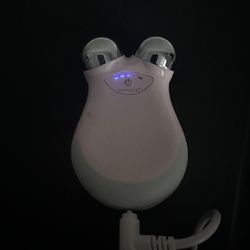 NUFACE MINI FACIAL TONING DEVICE 
