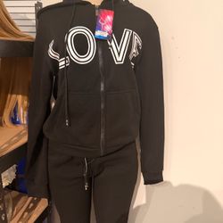 Women’s Black 2-Piece LOVE Tracksuit Set – Hoodie & Jogger Pants