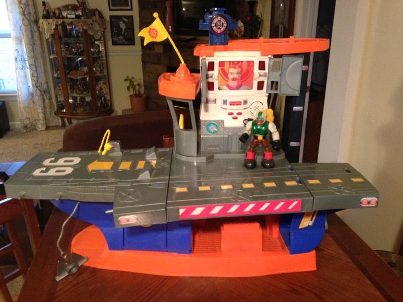 Fisher price rescue heroes aquatic command center ship carrier Christmas toy