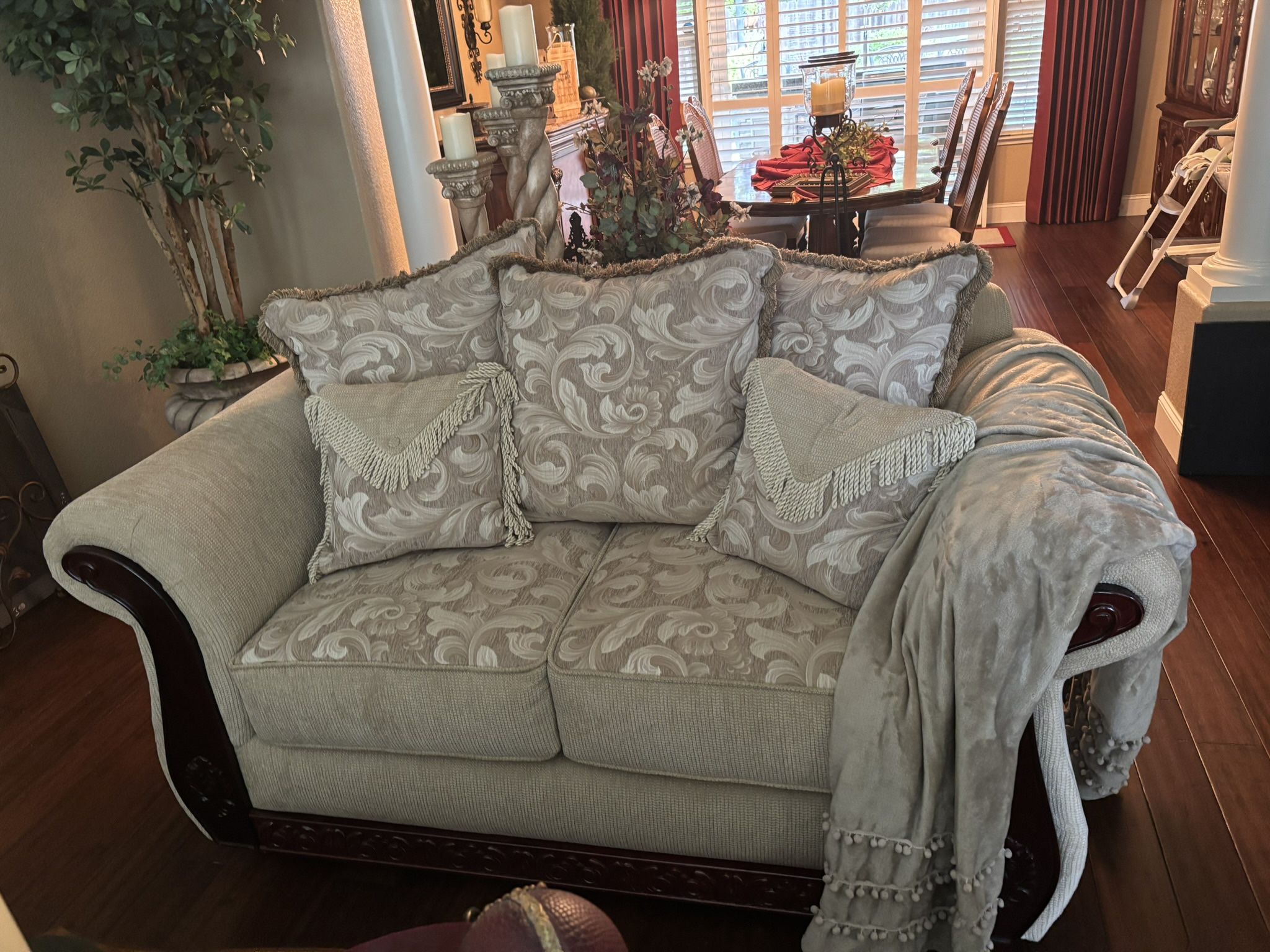 Sofa, Loveseat, Table And Sofa Table