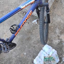 Mongoose Mountain Bike 21 Speed