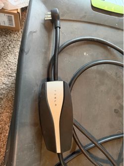 Tesla Mobile Charger
