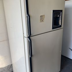 Refrigerator works great