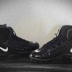 NIKE FORCE FOOTBALL CLEATS 