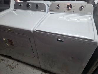 Maytag (4.2 cu.ft.) Capacity Top-load Washer And (7.0 cu.ft.) Vented Electric Dryer Set.