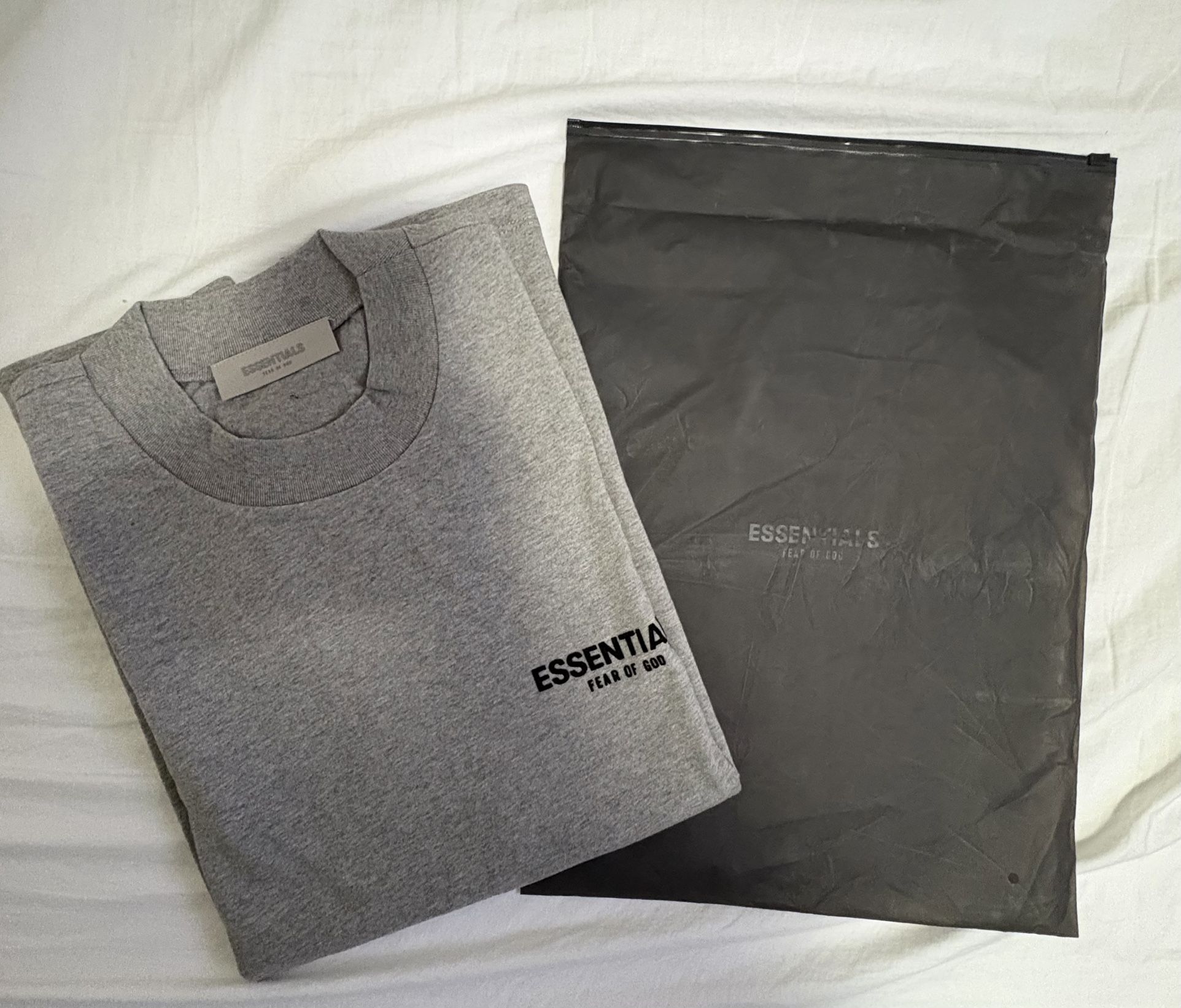 Essential Fear Of God Shirt Size M