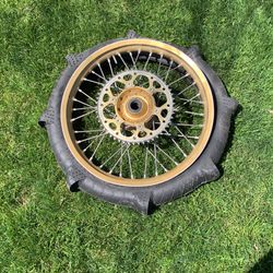 Paddle Tire And Wheel