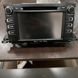 Toyota Highlander Stock Stereo