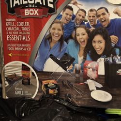 Tailgate box