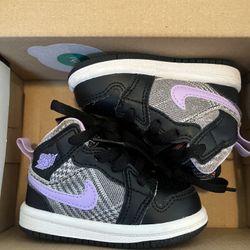 JORDAN 1 MID