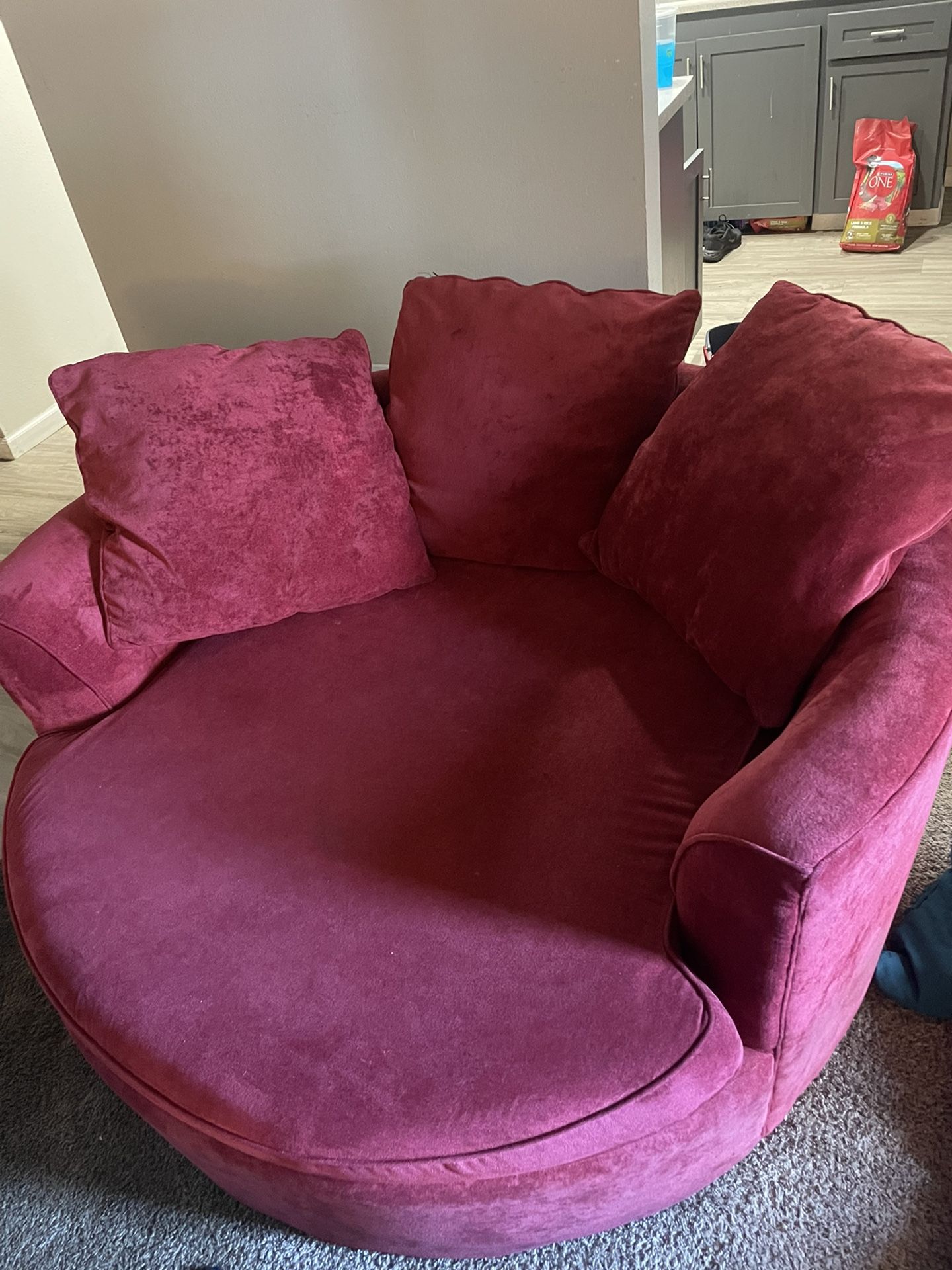Round Red Love Seat