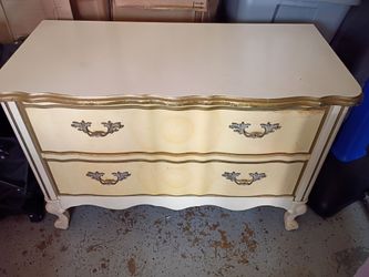 **Vintage Dixie French Provincial 2 - Drawer Chest**