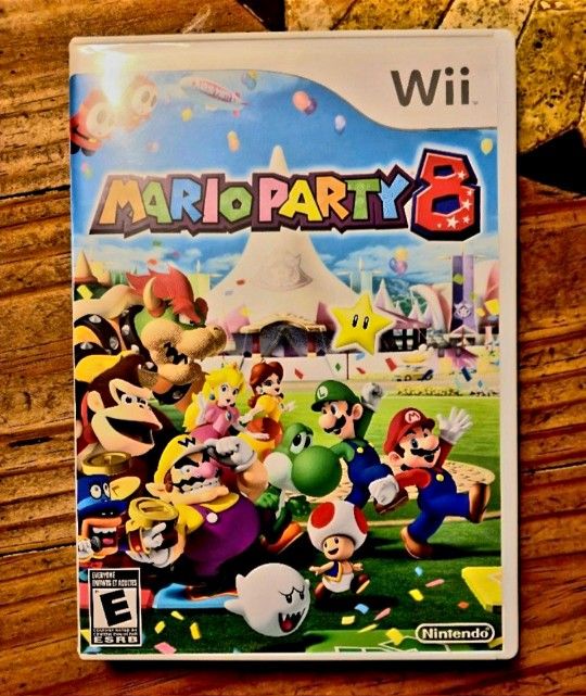 Wii Mario Party 8. Complete With Manual.  Check Out My Other Listings For More Wii Games 