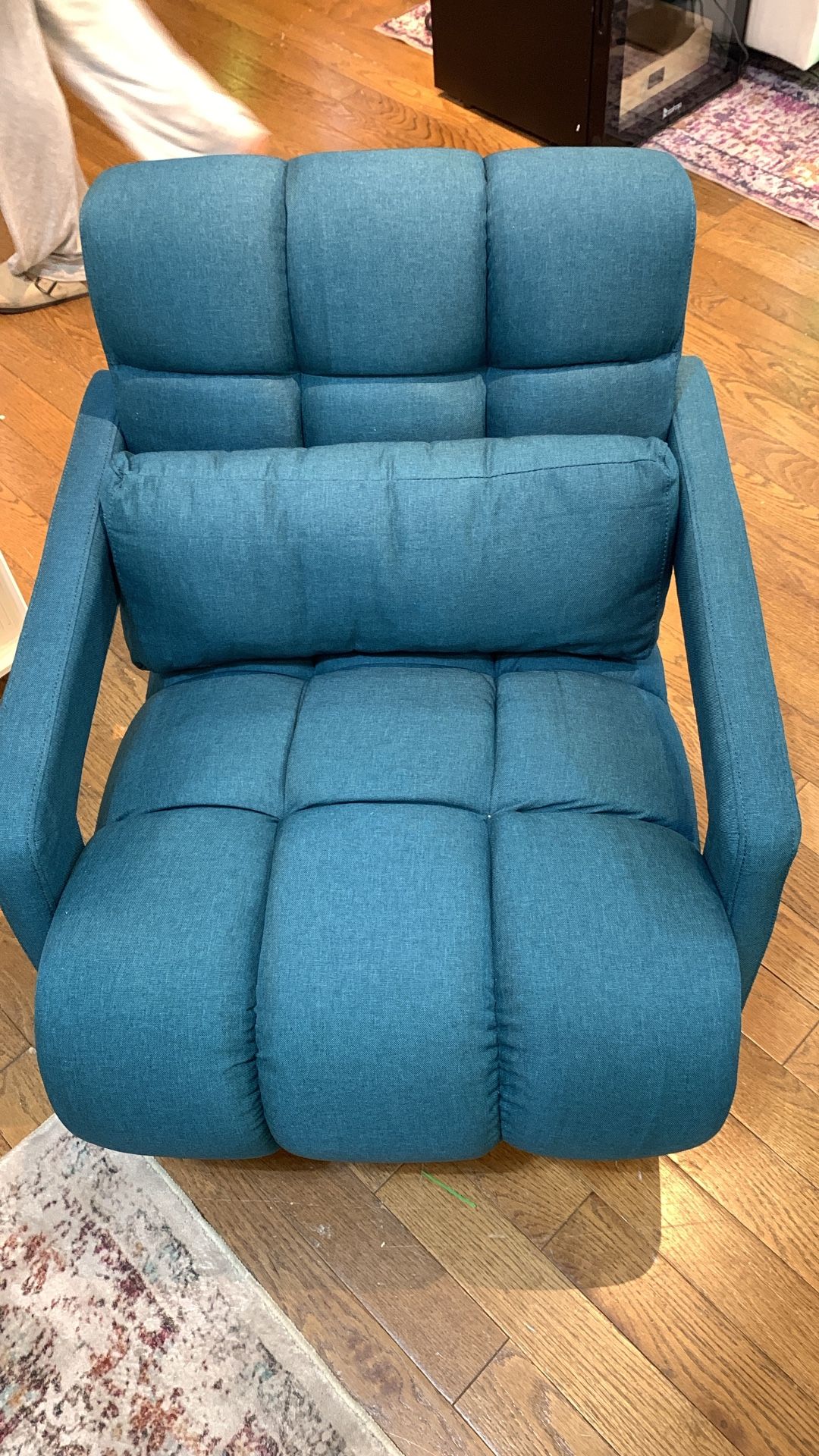 Accent Lounge Chair