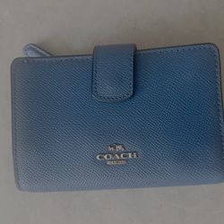 Coach women’s wallet size small 