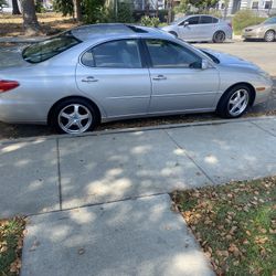 Lexus 330
