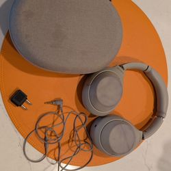 Sony WH-1000XM4 Wireless Noise-Cancelling Headphones – Silver/Platinum