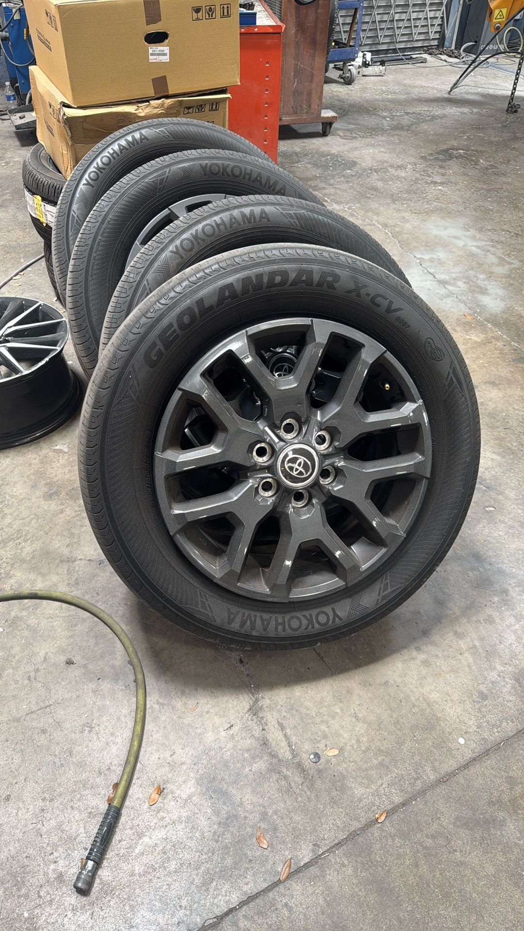 2023 Tundra 20’’ Wheels