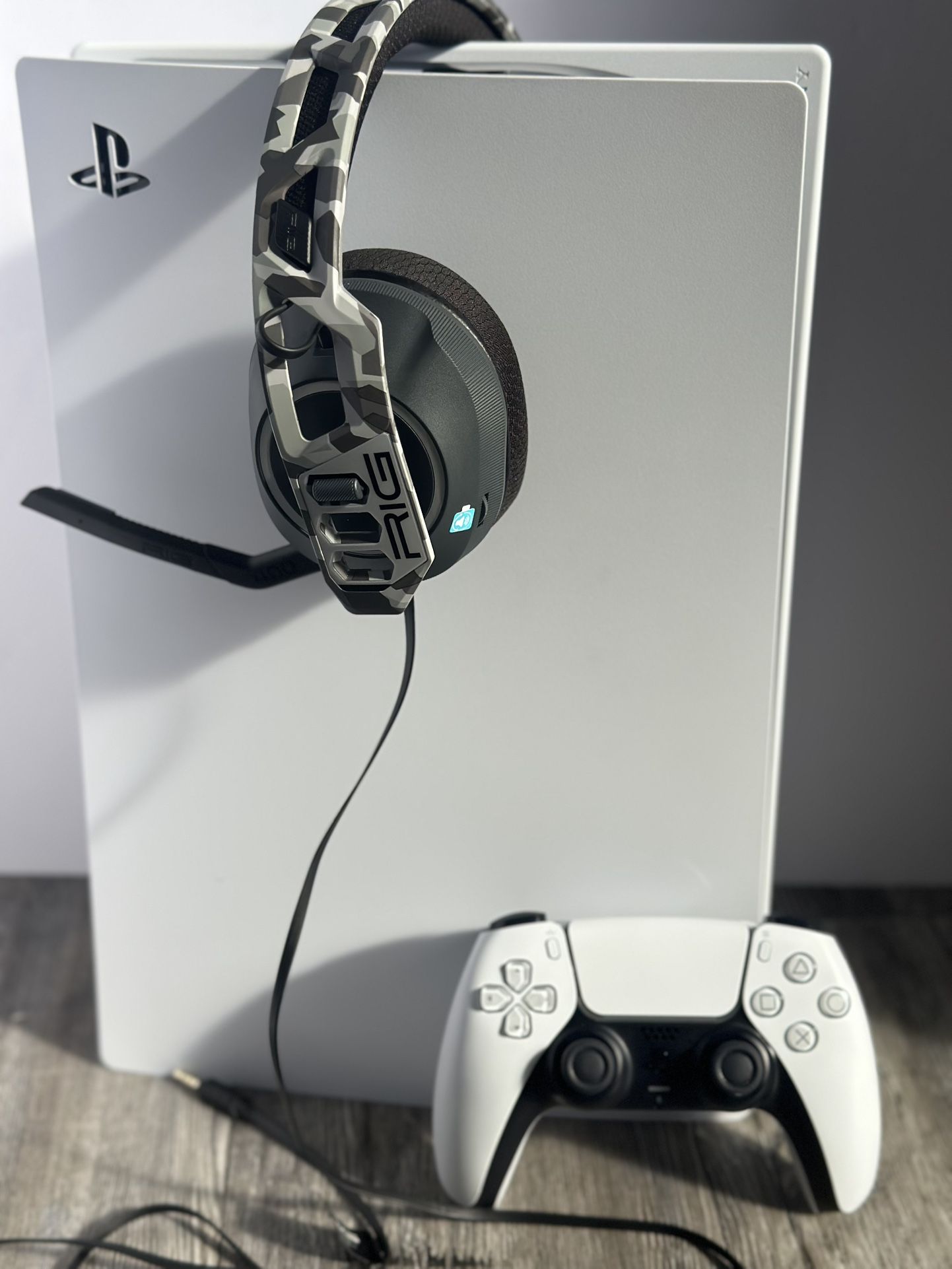 🎄 PlayStation 5 Disc Version Bundle – PRISTINE + Christmas Deal! 🎁