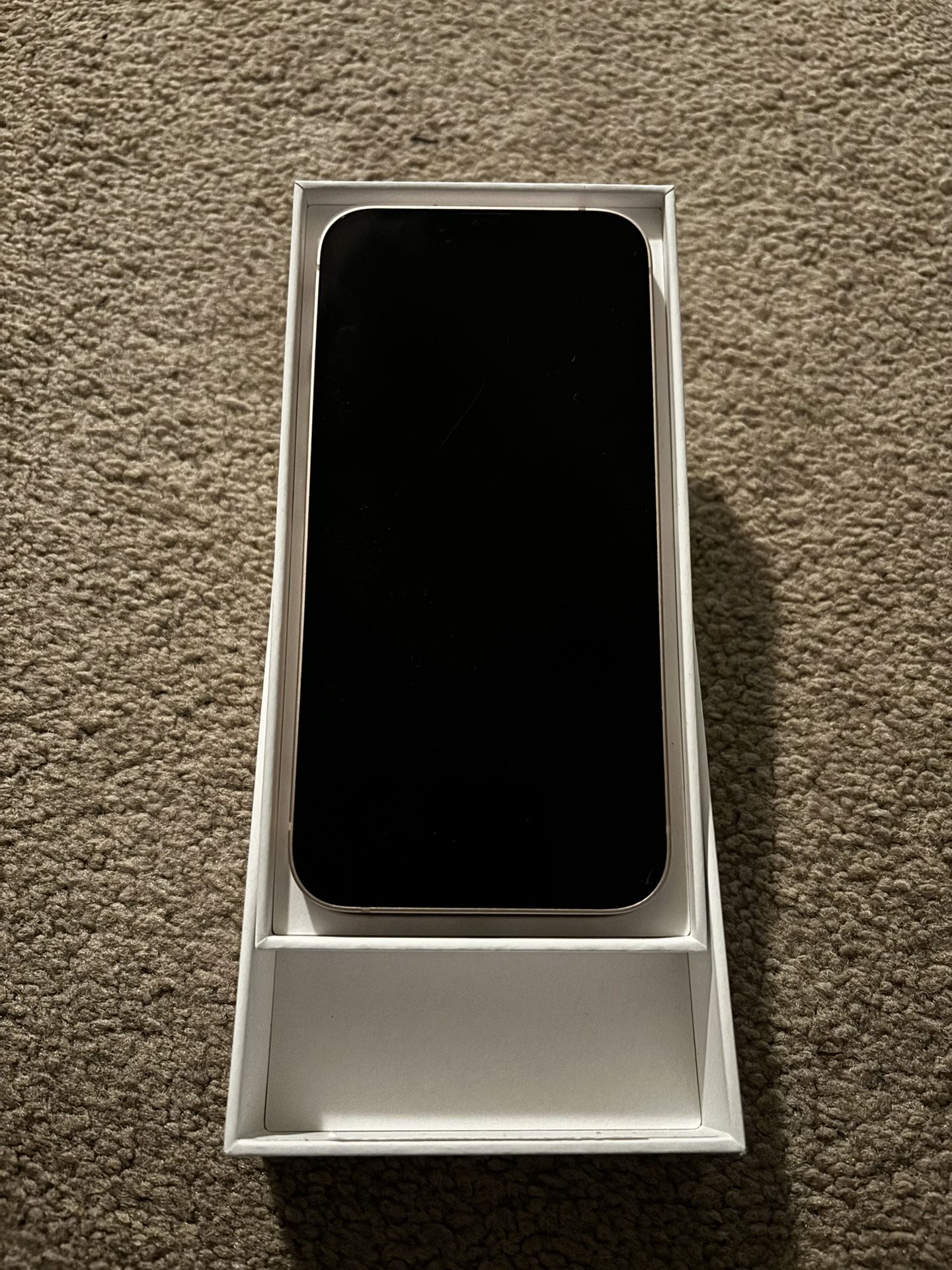 Pink iPhone 13 (tmobile)