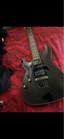 LEFT GUITAR -Schecter Guitar Research Omen-6 Left-Handed Electric Guitar Black