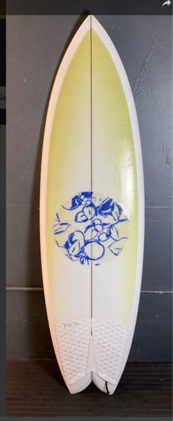 (BRINK)  Fish Surfboard with FCS Traction Pad