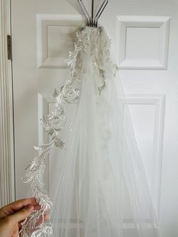 Brand New Mermaid Bridal Dress  Thumbnail