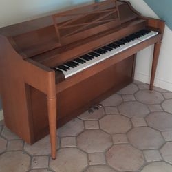Free Acrosonic Upright Piano