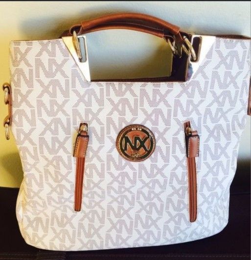 NxXn Women's Large Hand/Shoulder Bag. New.  