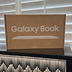 15.6” Samsung Galaxy Book3 360 Touch Screen Laptop 13th Gen i7 16gb 1Tb