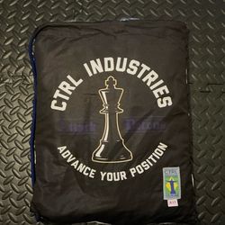 CTRL Industries Chess series The King A1T Black Gi