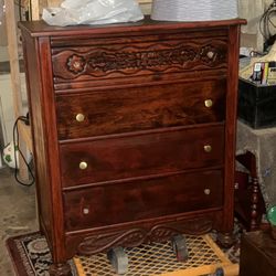 Antique Late 19th Century Mahogany Dresser 