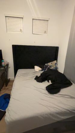 Queen Bed With Metal Box Spring